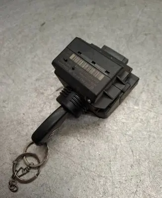Mercedes-Benz CLK A209 C209 Ignition lock 2095450908 33002410 33002409