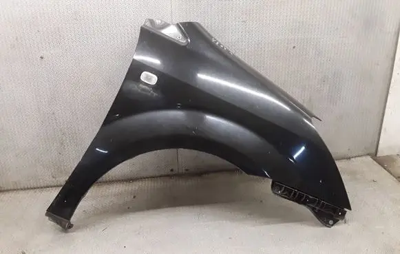 Toyota Corolla Verso AR10 Fender