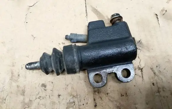 Nissan Almera Tino Other engine bay part