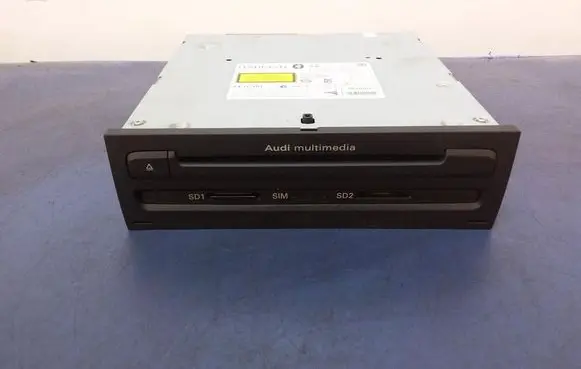 Audi A8 S8 D4 4H Radio/CD/DVD/GPS head unit 4H0035670T