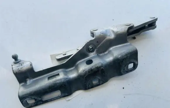 Mercedes-Benz CLC CL203 Engine bonnet/hood hinges a2038800428