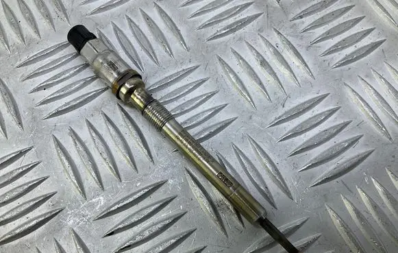 Audi A4 S4 B9 Glow plug 03L905061G