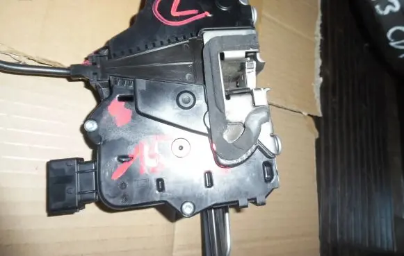 Citroen Jumper Front door lock