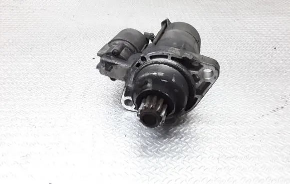 Volkswagen PASSAT B6 Starter motor 02M911023N TS18E3