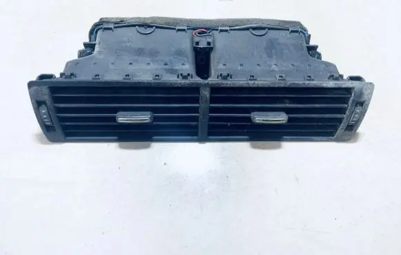Audi A4 S4 B6 8E 8H Dash center air vent grill 8e0820951h