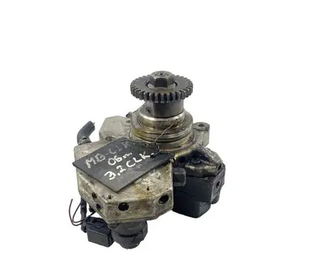Mercedes-Benz CLK A209 C209 Fuel injection high pressure pump A6420700201 0445010095