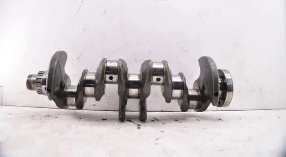 Volkswagen Golf VI Crankshaft 03L105263 03L101