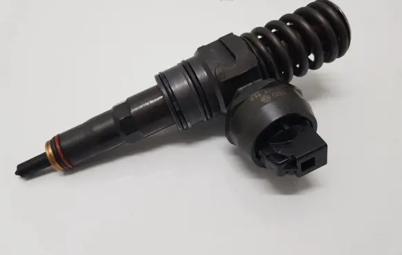 Volkswagen Caddy Fuel injector 038130073BN