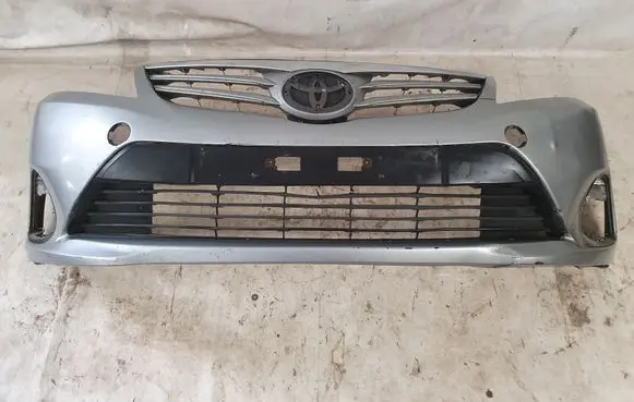 Toyota Avensis T270 Front bumper 5311205090