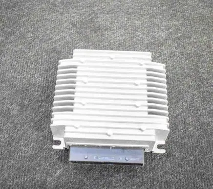 Tesla Model X Sound amplifier 100035000109 100483310A