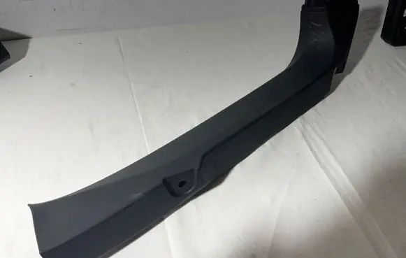 BMW 4 F36 Gran coupe Centre console side trim rear 7314635 20024110