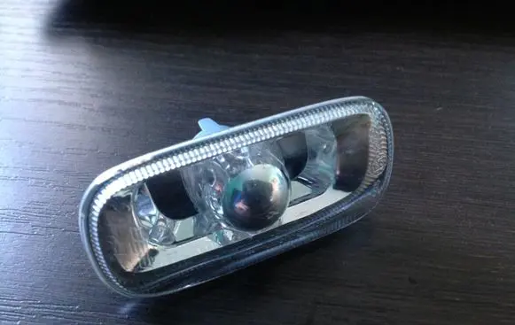 Audi A6 S6 C6 4F Front fender indicator light 8E0949127