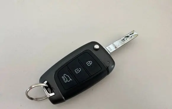 Hyundai i30 Ignition key/card 