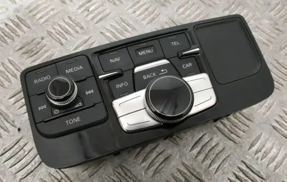 Head unit multimedia control