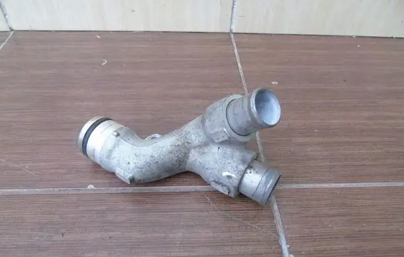 Opel Antara Engine coolant pipe/hose