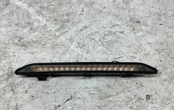 Opel Zafira A Third/center stoplight 009133882