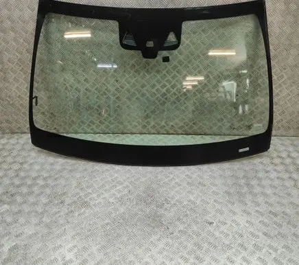 Mercedes-Benz C W205 Front windscreen/windshield window A2056709300