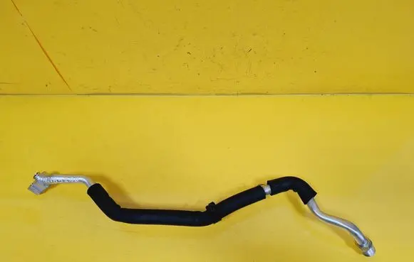 Mazda 5 Air conditioning (A/C) pipe/hose 
