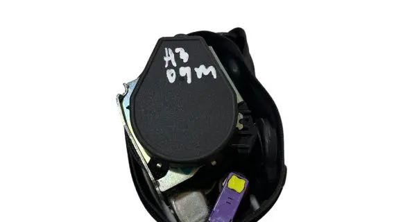 Audi A3 S3 8P Front seatbelt 8P4857706C 604443000