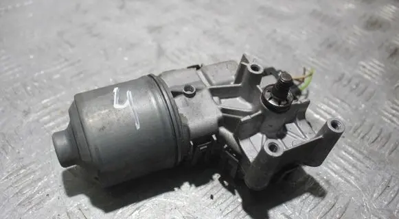 Peugeot 207 Wiper motor 0390241540