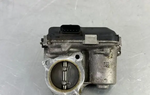 Volkswagen Touareg III Throttle valve 059131477M