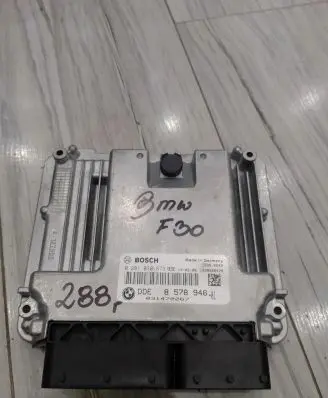 BMW 5 F10 F11 Engine control unit/module ECU DDE8578946