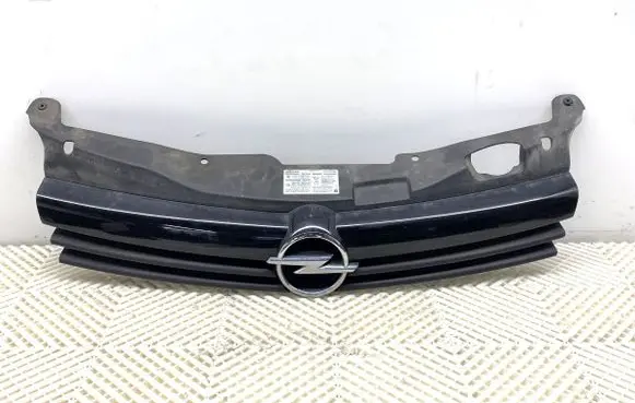 Opel Astra H Front grill 13108463