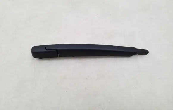 Nissan Qashqai Rear wiper blade arm W000057536