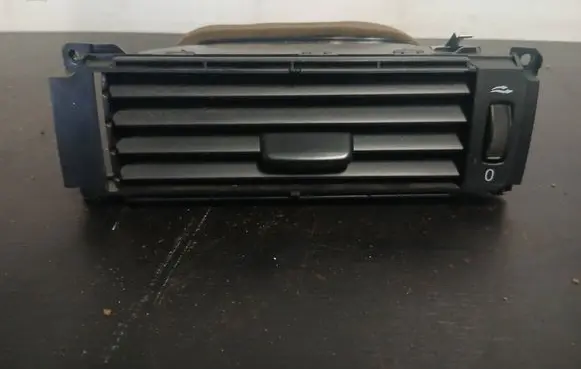 Volvo V70 Dashboard side air vent grill/cover trim 30643314 30755179