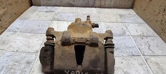 Toyota Yaris Front brake caliper