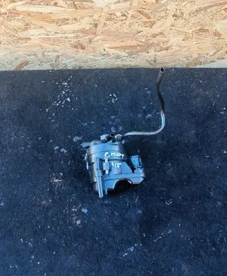 Ford Grand C-MAX Fuel filter housing 