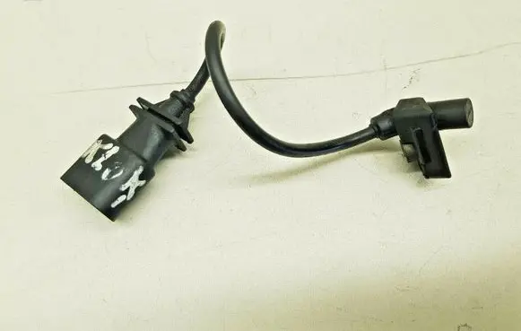 BMW 5 E60 E61 Crankshaft position sensor 0281002477