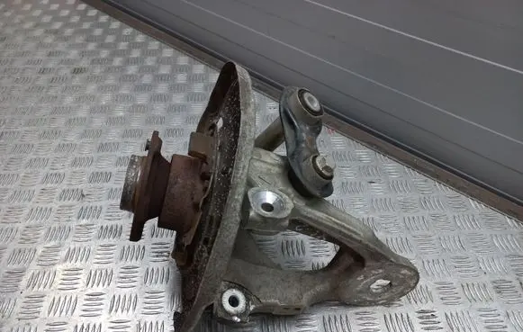 BMW X6 E71 Rear wheel hub 6770983