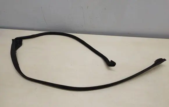 Audi A8 S8 D4 4H Rubber seal front coupe door 4H0837717