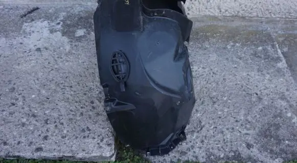 Ford Galaxy Front arch 