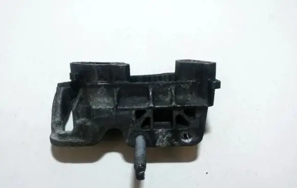 Ford Focus Engine mounting bracket 326c29