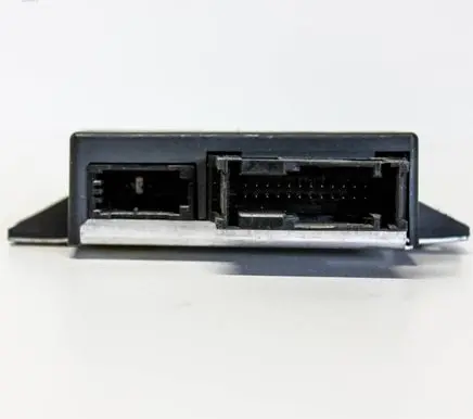 Audi A6 S6 C6 4F Gateway control module 4F0907468B