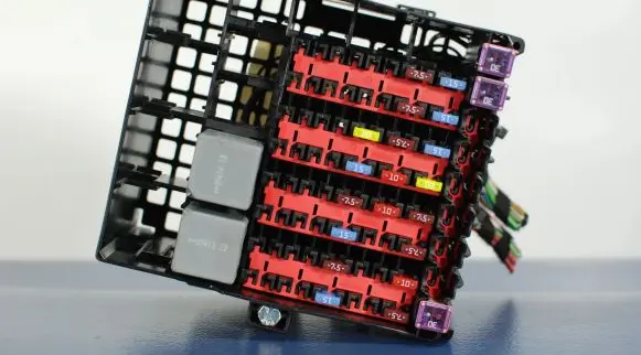 Ford Fiesta Fuse box set 8V5T-14A005-GLE