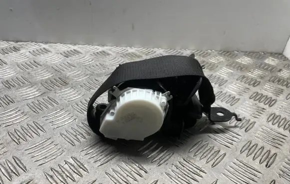BMW 4 F32 F33 Front seatbelt 7265809 30497872C