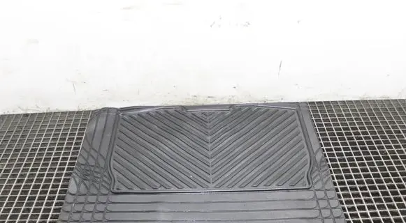 Audi e-tron Trunk/boot floor carpet liner 