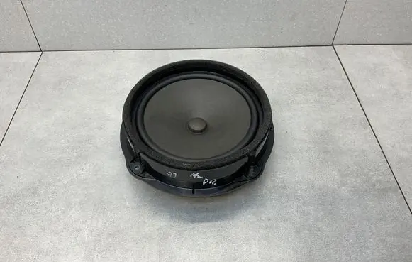 Audi A3 S3 8V Front door speaker 8V0035415C