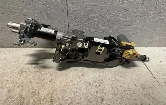 BMW X6 E71 Steering wheel axle 831034001062 A0102444912 534763