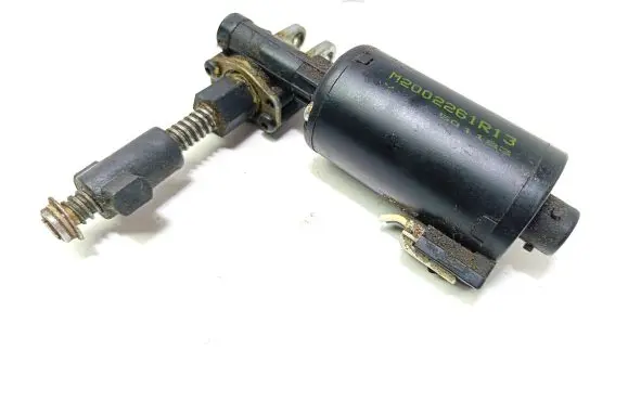 Nissan X-Trail T30 Seat adjustment motor M2002261R13