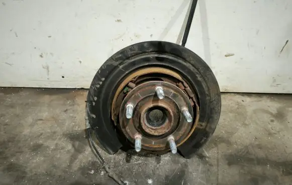 Jeep Grand Cherokee Rear wheel hub 04877113AC
