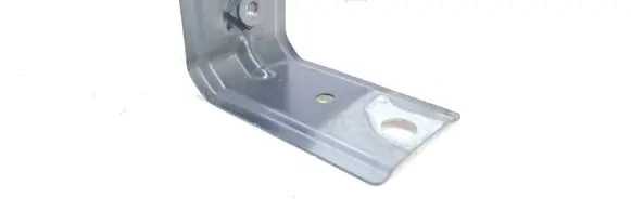 Rear window lifting mechanism without motor