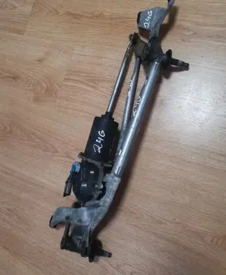 Nissan Primera Front wiper linkage and motor