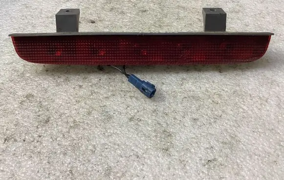 Suzuki Grand Vitara I Third/center stoplight 3581065D0