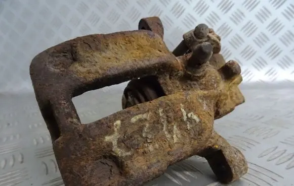 Audi 80 90 S2 B4 Rear brake caliper 