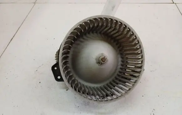 Mazda Premacy Heater fan/blower BJ0EB05