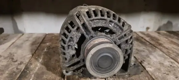Volvo S60 Generator/alternator 30667787 0124525060